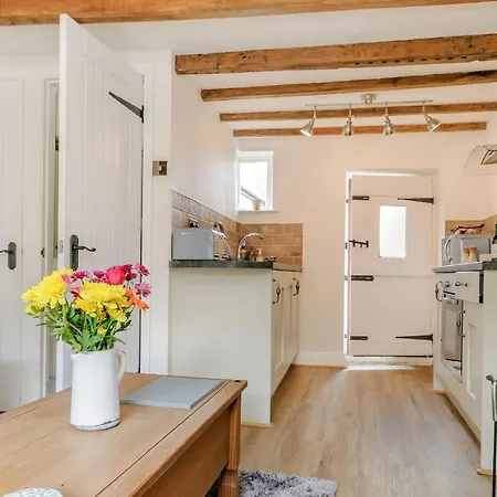 Holiday home Chimes Guisborough